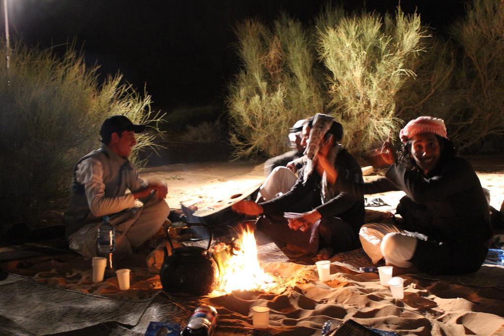 Wadi Rum Sleep Under The Stars エクステリア 写真