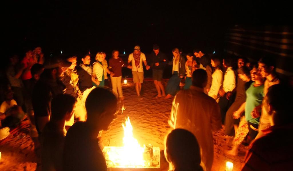 Wadi Rum Sleep Under The Stars エクステリア 写真