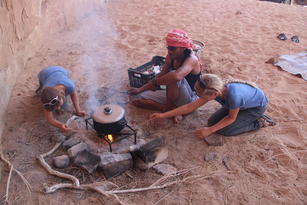 Wadi Rum Sleep Under The Stars エクステリア 写真